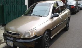 KIA Rio 2001