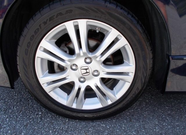 Usados: Honda Fit 2010 Sport, con rines especiales y caja secuencial full