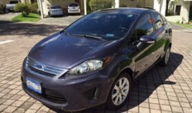 Usados: Ford Fiesta 2013 automático, color azul