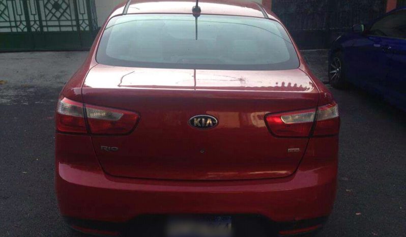 Usados: KIA Rio 2013 a toda prueba en San Salvador full