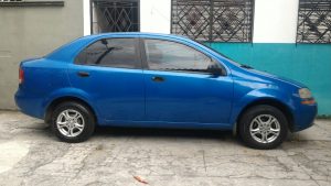 Chevrolet Aveo 2005 ubicado en San Jacinto, San Salvador Se vende bonito Chevrolet Aveo 2005 ,4 puertas,estándar, motor 1.6 gasolina , bolsa de aire en perfectas condiciones, AC funcionando al 100%, CD player, tapicería en buenas condiciones,llantas nuevas, a toda prueba, $3,900 negociable.