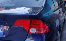 Vendo Honda Civic 2008 motor 1.8 automatico economico 4 puertas aire acondicionado, interior, motor en buen estado $5800 negotiable solo interesados llamar 6123 4556 solo venta Condición excelente, Documentos en regla