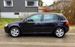Volkswagen Golf 2007 2.0 TDI 140HK Condiciones: empleado año: 2007 Dato de registro: 27/10/2006 Kilometraje: 181.525 km color: negro intercambio: manualcombustible: motor diesel