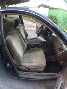 Toyota Corolla 1997 usado ubicado en Santa Tecla, La Libertad Toyota Corolla 1997 AUTOMATICO 4 PUERTAS MOTOR, SISTEMA ELECTRICO Y TAPICERIA EN BUENAS CONDICIONES LLANTAS EN BUEN ESTADO.