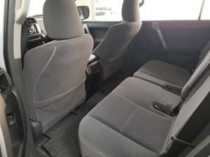 TOYOTA LAND CRUISER PRADO 2011 DE AGENCIA, MANTENIMIENTO DE AGENCIA, 6 VELOCIDADES Y RETROCESO