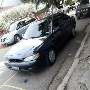 Toyota Corolla 1999 usado ubicado en Quezaltepeque, La Libertad Toyota Corolla 1999: - Precio $3,800 Negociables - Motor 1.8 Economico - Caja Automatica -Interior conservado y limpio - Power steering