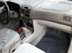 Toyota Corolla 1999 usado ubicado en Quezaltepeque, La Libertad Toyota Corolla 1999: - Precio $3,800 Negociables - Motor 1.8 Economico - Caja Automatica -Interior conservado y limpio - Power steering