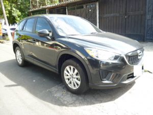 Vendo Mazda CX5 2013, transmisión mecánica, tecnología skyactiv, A/C, motor 2.0L, 4 cil., muy económica, full extras (vidrios y espejos eléctricos, cierre central), alarma de fabrica, cdplayer con usb y entrada auxiliar, rines especiales, polarizada, espaciosa, "Recibo Vehiculo a Cuenta", $12500 Precio Negociable!, inf. 79502922 ó al correo