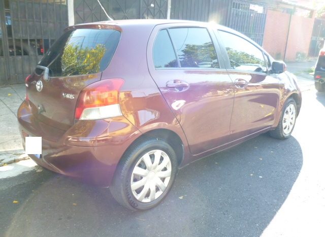Usados: Toyota Yaris 2009 en El Salvador full