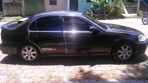 Honda Civic 2000 usado ubicado en La Libertad, El Salvador Detalles de pintura