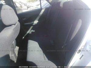 Vendo Toyota Yaris 2010 (a reparar), Reservelo YA!!! Estara en Aduana en aproximadamente 28 dias, Automático, Bolsas buenas, Full Extras (vidrios y espejos eléctricos, cierre central), $5400, Inf. al correo ó 79502922