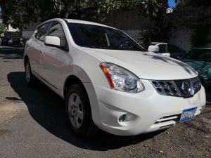 Nissan Rogue 2011 usado ubicado en El Salvador NISSAN ROUGE 2011 AUTOMATICO, AIRE ACONDICIONADO, COLOR BLANCA, MOTOR 2.5, 4X4, 4 CILINDROS, RINES,