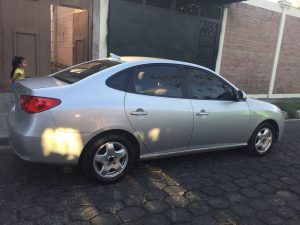 Hyundai Elantra 2009, Vidrios electricos, Frenos ABS, Disco de frenos en las 4 Ruedas, Cero codigos, Motor en buenas Condiciones, NO Calienta, No quema Aceite, Trasmisión automatica, Tapiceria en Optimas Condiciones, Mortiguación Nitida, Recien Cambiados los Dos Amartiguadores Traseros,