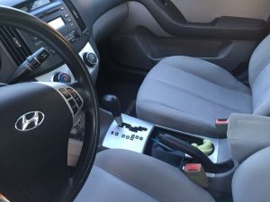 Hyundai Elantra 2009, Vidrios electricos, Frenos ABS, Disco de frenos en las 4 Ruedas, Cero codigos, Motor en buenas Condiciones, NO Calienta, No quema Aceite, Trasmisión automatica, Tapiceria en Optimas Condiciones, Mortiguación Nitida, Recien Cambiados los Dos Amartiguadores Traseros,
