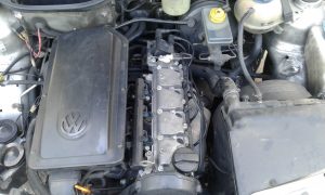 Volkswagen Golf 2003 usado ubicado en San Salvador, El Salvador El Carro es motor 1000 es super económico , solo que tiene detalles de pintura y algunos en el interior como el asiento del conductor esta fijo. Algunos detalles en el tablero. Pero esta trabajando bastante bien. Poco uso, Documentos en regla