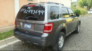 Ford Escape 2012 usada ubicado en San Salvador, El Salvador En excelentes condiciones a todo prueba, rines especiales, alohenas, Sunroof, Motor 4Cil, bien enllantada, aire, motor y suspensión en excelentes condiciones, 75mil Millas, mantenimiento al día precio negociable mas información al whatsapp 7249-3699