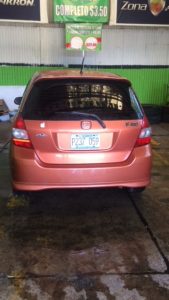 Usados: Honda Civic 2005 usado ubicado en San Salvador, El Salvador Excelentes condiciones, aire acondicionado funcionando en excelente condición, caja secuencial Telefono 7597-3671 año 2007.