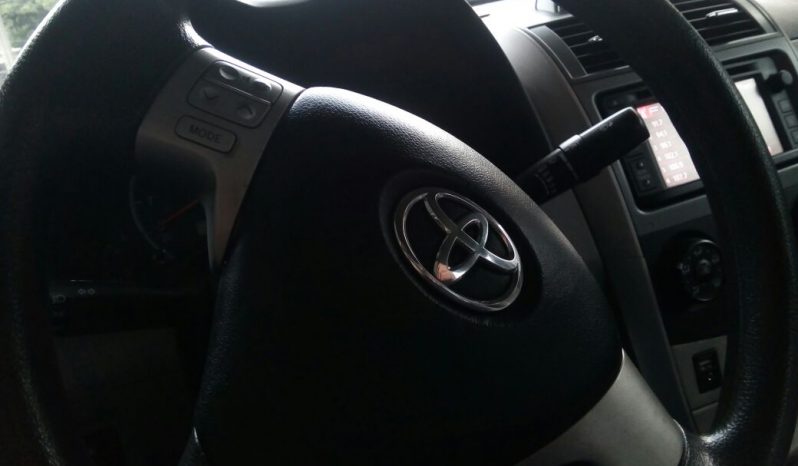 Usados certificados: Toyota Corolla 2013 negociable en El Salvador full