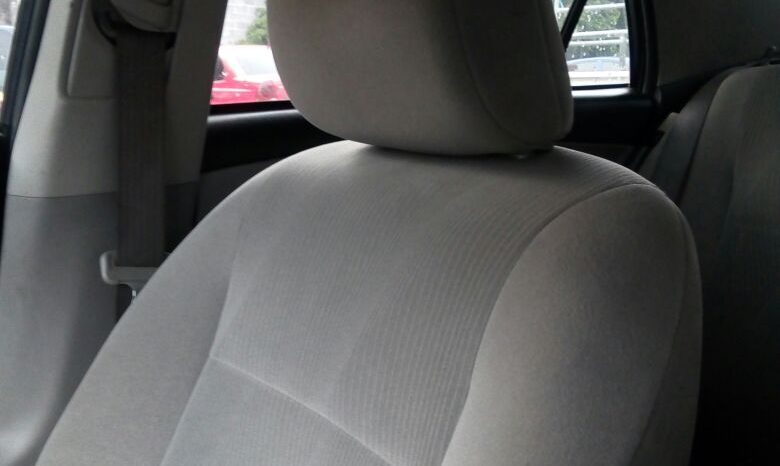 Usados certificados: Toyota Corolla 2013 negociable en El Salvador full