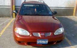 Hyundai Elantra 1996 usado ubicado en Soyapango, El Salvador MOTOR 1800 AUTOMATICO BATERIA, RADIADOR Y CONDENSADOR RECIEN INSTALADOS