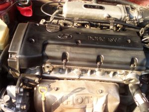 Hyundai Elantra 1996 usado ubicado en Soyapango, El Salvador MOTOR 1800 AUTOMATICO BATERIA, RADIADOR Y CONDENSADOR RECIEN INSTALADOS