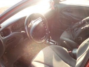 Hyundai Elantra 1996 usado ubicado en Soyapango, El Salvador MOTOR 1800 AUTOMATICO BATERIA, RADIADOR Y CONDENSADOR RECIEN INSTALADOS