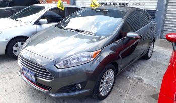 Ford Fiesta 2015 usado a la venta en El Salvador ¡¡A LA VENTA FORD FIESTA 2015!! -Cilindraje: 1600cc -Kilometraje: 15 mil millas -Automatico. -Rines Especiales. -Camara de retroceso. -Sensores de impacto. -Pantalla.