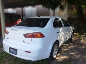 Mitsubishi Lancer 2008 usado ubicado en San Salvador, El Salvador Vendo mi lancer 2008, uso familiar, llave de presencia, pantalla tactil de 7 original, rines de 16 originales, bolsas, tapicieria nitida, socadito. 5300 neg, personas serias contactarme al 78618042 Tambien por WhatsApp.