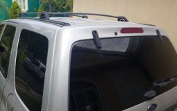 Ford Escape 2006 4 x 2 Motor 2.4 L económica 4 cilindros Polarizada Aire acondicionado Bolsas de aire buenas