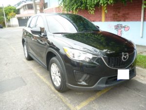 Vendo Mazda CX5 2013, transmisión mecánica, tecnología skyactiv, A/C, motor 2.0L, 4 cil., muy económica, full extras (vidrios y espejos eléctricos, cierre central), alarma de fabrica,