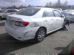Vendo Toyota Corolla 2012 (a reparar), Vealo YA!!!, en Aduana, Automático, Bolsas buenas, Full Extras (vidrios y espejos eléctricos, cierre central), $5900, Inf. al correo ó 79278982