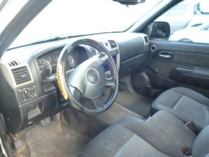 Pickup Chevrolet Colorado 2009 usada ubicada en La Libertad, El Salvador Vendo Pick Up Chevrolet Colorado 2009, Automático, 4 cilindros, CD player con USB, rines, protector de cama, $5000 neg., Inf. al correo ó al 79278982