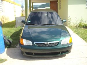 Mazda Protege 2000 usado ubicado en San Salvador Vendo carro Mazda Protege año 2000, color verde en buen estado, con pequeños detalles