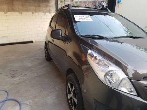 Chevrolet Spark 2012, standard, de agencia, aire acondicionado nítido, vidrios eléctricos parte delantera, rines especiales, 80,000 km, poco kilometraje, pintura e interior en buen estado carro muy económico, 4 puertas, $5,500 NEGOCIABLES, traspaso directo. Tel. 7450-2239