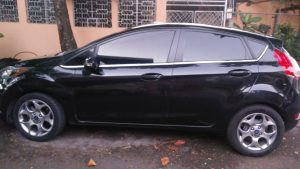 Ford fiesta SES 2012 FORD FIESTA 2012 - Sistema de encendido con botón START/STOP-Llave de proximidad - Asientos de cuero (negro y blanco) - Sunroof automatico