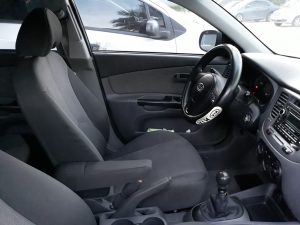 KIA Rio 2010 Vendo Kia Rio 5 año 2010 standard. Es Full Extras!!!! - Motor 1.6 - Transmisión manual - Rines especiales, bien enllantado - Quema coco, luces diurnas