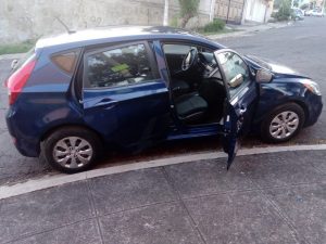 Hyundai Accent 2015 Hatchback $7,100 neg. - Automático - Full extras - Bolsas Buenas - Cierres centrales - Aux & USB