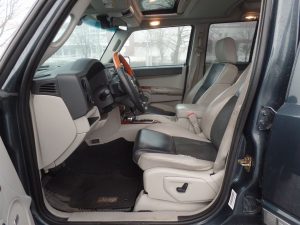 Jeep Commander 2007 Jeep Commander 3.0 218 HK CRD OVERLAND JEEP COMMANDER A MERCEDES BENZ MOTOR Y NIÑA AUTOMÁTICA