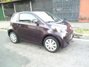 Scion Xb 2012 Vendo Toyota Scion IQ 2012, transmisión automática, capacidad (4 personas), motor 1.3L, 4 cil., super económico, full extras (vidrios y espejos eléctricos, cierre central), A/C, pantalla táctil original Pioneer con bluetooth, usb y entrada auxiliar, mandos al timón, $6500 ¡Precio Negociable!, inf. 79278982 ó al correo