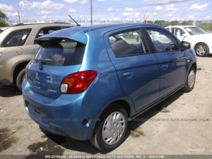 Vendo Mitsubishi Mirage 2015 (a reparar), Reservelo YA! estara en Aduana en aproximadamente 28 días, Automático, Full Extras (vidrios y espejos eléctricos, cierre central), Motor 1.2L, super económico, bolsas buenas, $4900, Inf. al correo ó 79278982