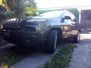 Autos Confiables El Salvador: Nosotros te ayudamos y te asesoramos. Visita nuestra página y verifica. Vehículos Disponibles.
