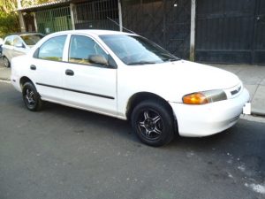 Vendo Mazda Protege 1997, Estandar, Motor 1.5, muy económico, rines especiales, cd player con USB, buenas llantas, $2700 Negociables, Inf. al correo ó al 79278982