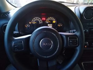 Jeep Cj 2014- Economico !!! Motor 2.0 de 4 cilindros.- Aire helando super bien.- Amortiguacion y estabilidad excelente.- Ventanas y espejos electricos.