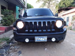 Jeep Cj 2014- Economico !!! Motor 2.0 de 4 cilindros.- Aire helando super bien.- Amortiguacion y estabilidad excelente.- Ventanas y espejos electricos.