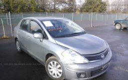 Vendo Nissan Versa 2011, (A reparar), Reservelo Ya!, Estara en Aduana en aproximadamente 28 días, Automático, Full Extras (vidrios y espejos eléctricos), Motor 1.8L, $4300 Inf. al correo ó 79278982