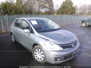 Vendo Nissan Versa 2011, (A reparar), Reservelo Ya!, Estara en Aduana en aproximadamente 28 días, Automático, Full Extras (vidrios y espejos eléctricos), Motor 1.8L, $4300 Inf. al correo ó 79278982