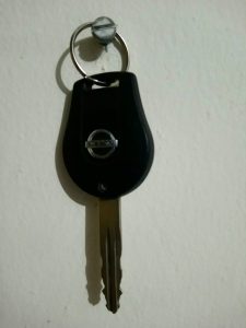 Nissan Versa 2016 MOTOR 1.6 cc * PAQUETE ELÉCTRICO* MANDOS AL TIMÓN * ESTÉREO DE FÁBRICA* CONTROL REMOTO Y ALARMA DE FABRICA* AIRE ACONDICIONADO HELANDO* APERTURA DE BAÚL A DISTANCIA