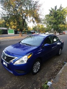 Nissan Versa 2016 MOTOR 1.6 cc * PAQUETE ELÉCTRICO* MANDOS AL TIMÓN * ESTÉREO DE FÁBRICA* CONTROL REMOTO Y ALARMA DE FABRICA* AIRE ACONDICIONADO HELANDO* APERTURA DE BAÚL A DISTANCIA