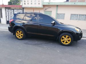 Toyota Rav4 2010 - LIMITED 4x4 V6 / 2010 - !!! GANGA !!!• Motor 6 cilindros. Nítido a Toda Prueba• Camioneta funcionando al 100%• Bolsas de Aire Buenas.• Caja automática. 4x4• Cero Códigos, eléctricos.