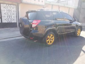 Toyota Rav4 2010 - LIMITED 4x4 V6 / 2010 - !!! GANGA !!!• Motor 6 cilindros. Nítido a Toda Prueba• Camioneta funcionando al 100%• Bolsas de Aire Buenas.• Caja automática. 4x4• Cero Códigos, eléctricos.